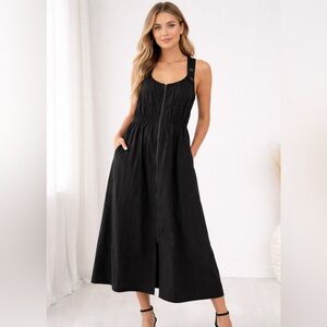 Elegant Black Maxi Dress